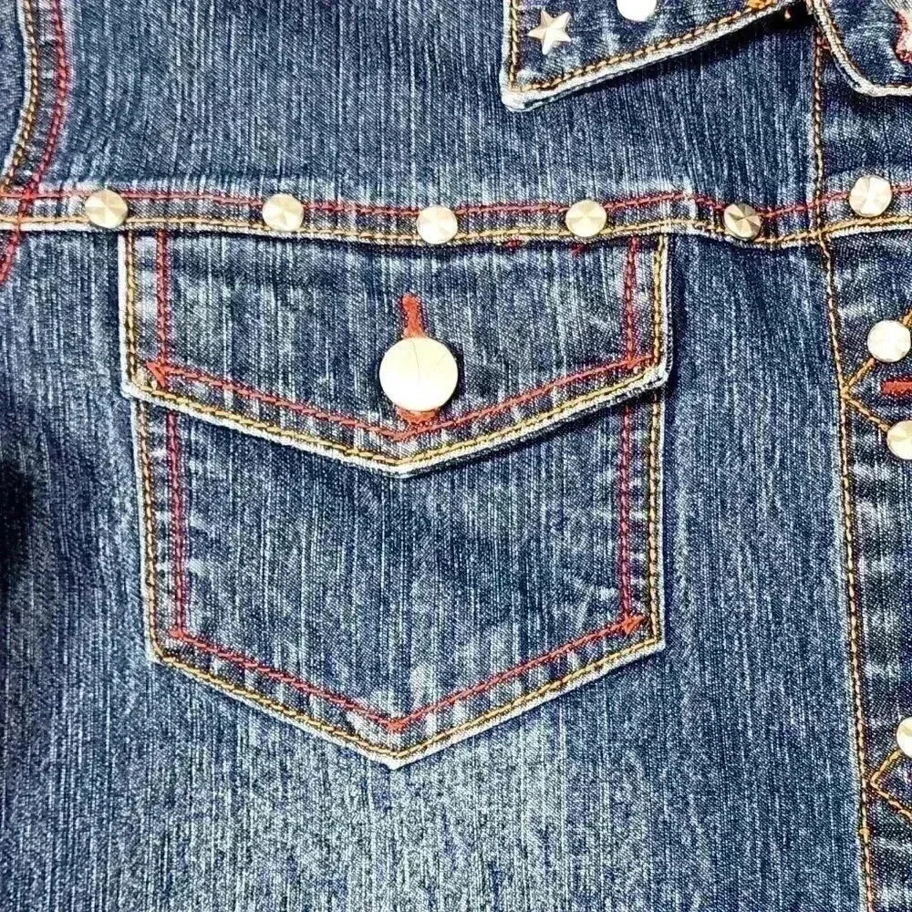 NEESO London Women's Jean Jacket L Metal Studs Patches Red New York Retro Y2K - Picture 9 of 16